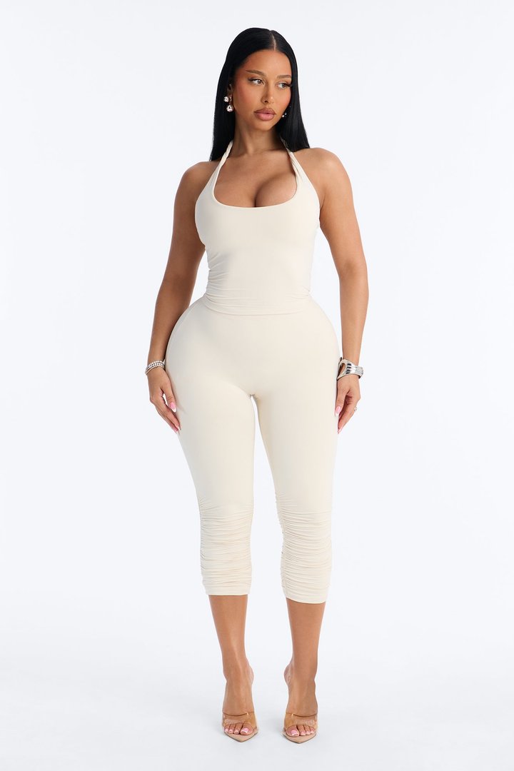 Second Skin Double Lined Ruched Low Rise Capri Legging - Bone