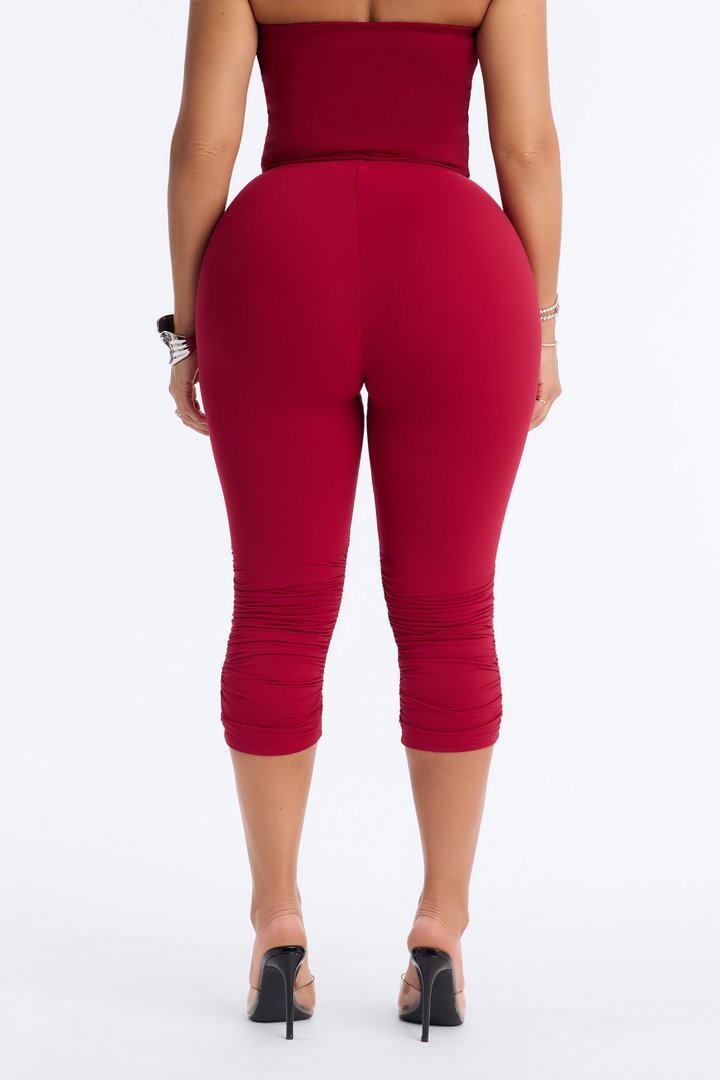 Second Skin Double Lined Ruched Low Rise Capri Legging - DarkRed