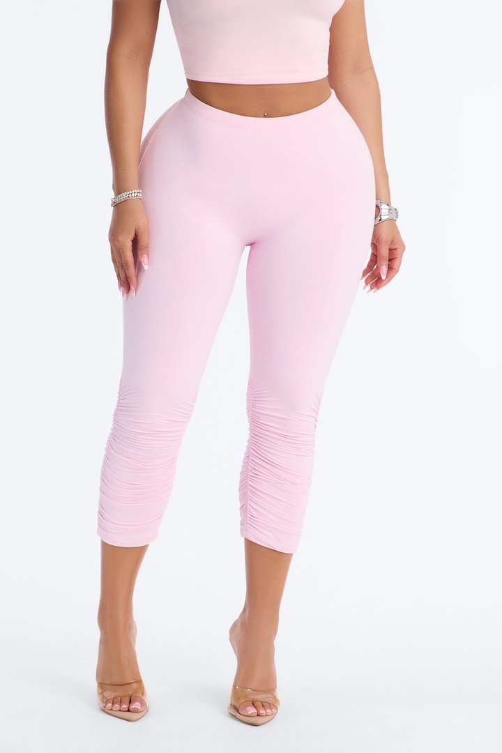 Second Skin Double Lined Ruched Low Rise Capri Legging - Light Pink