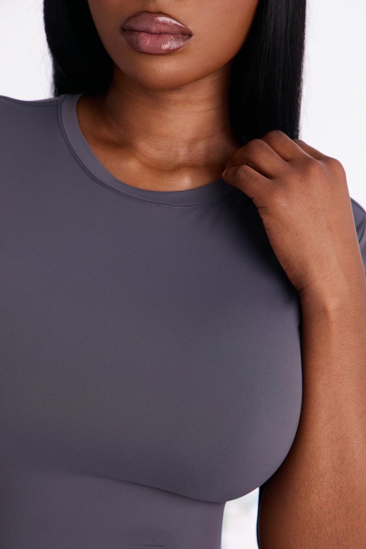 Second Skin Double Lined Short Sleeve Top - Charcoal