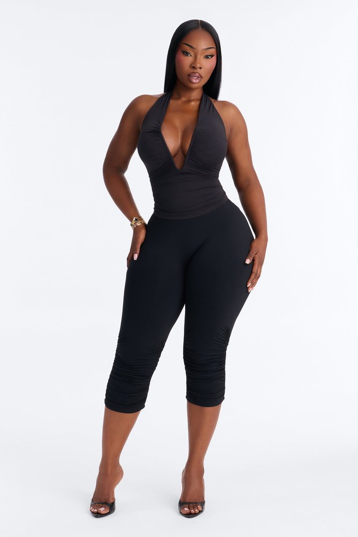 Second Skin Double Lined Ruched V Wire Halter Top - Black