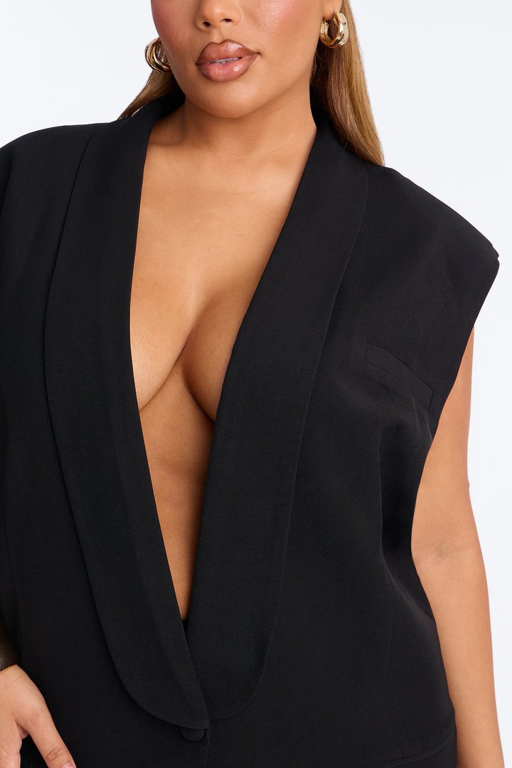 Instant Elevation Single Breasted Oversized Tailored Vest - Black