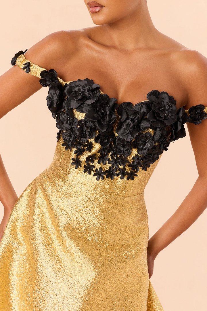 Luxe Feeling Metallic Gown - Gold/Black