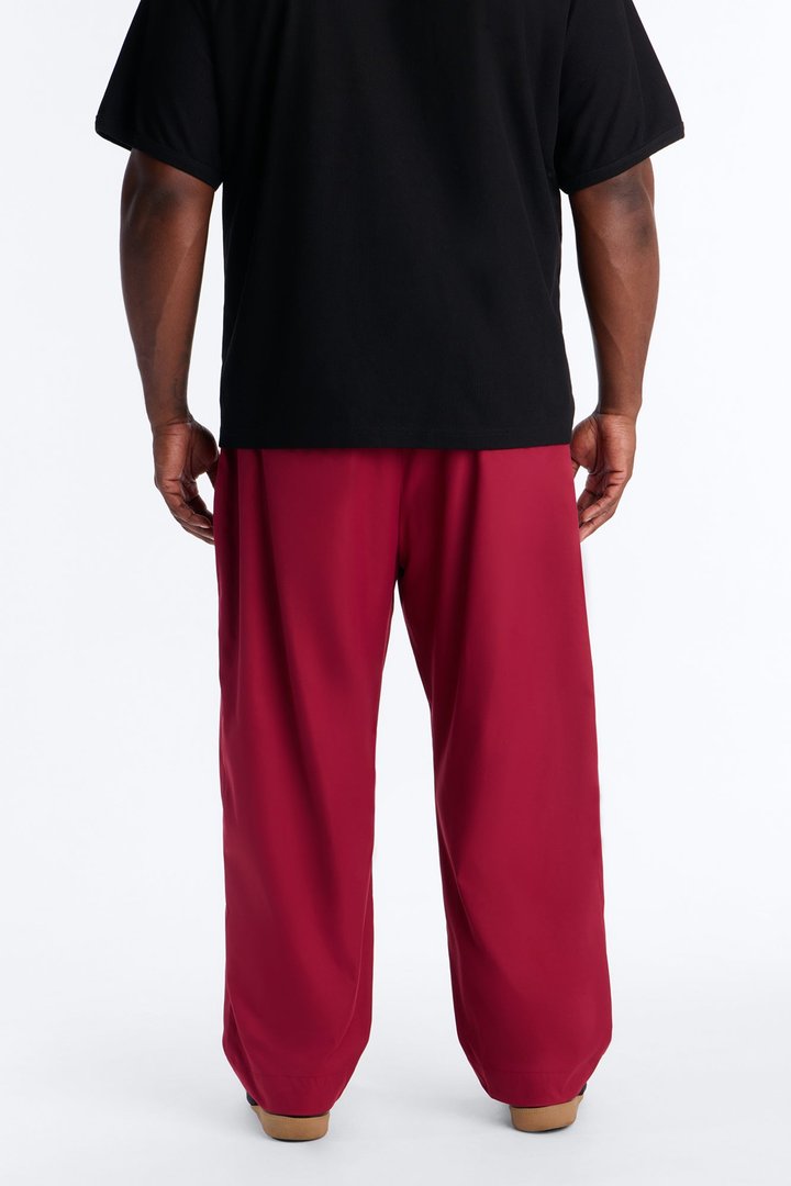 Relaxed Straight Heirloom Pleated Trouser - Burgundy