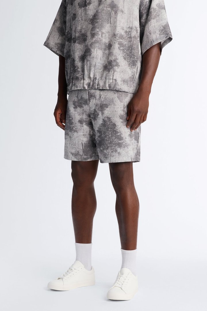 Shadow Grove Relaxed Short - Brown