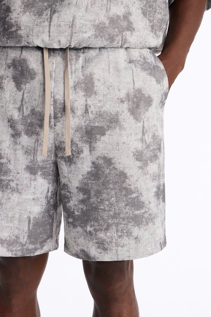 Shadow Grove Relaxed Short - Brown