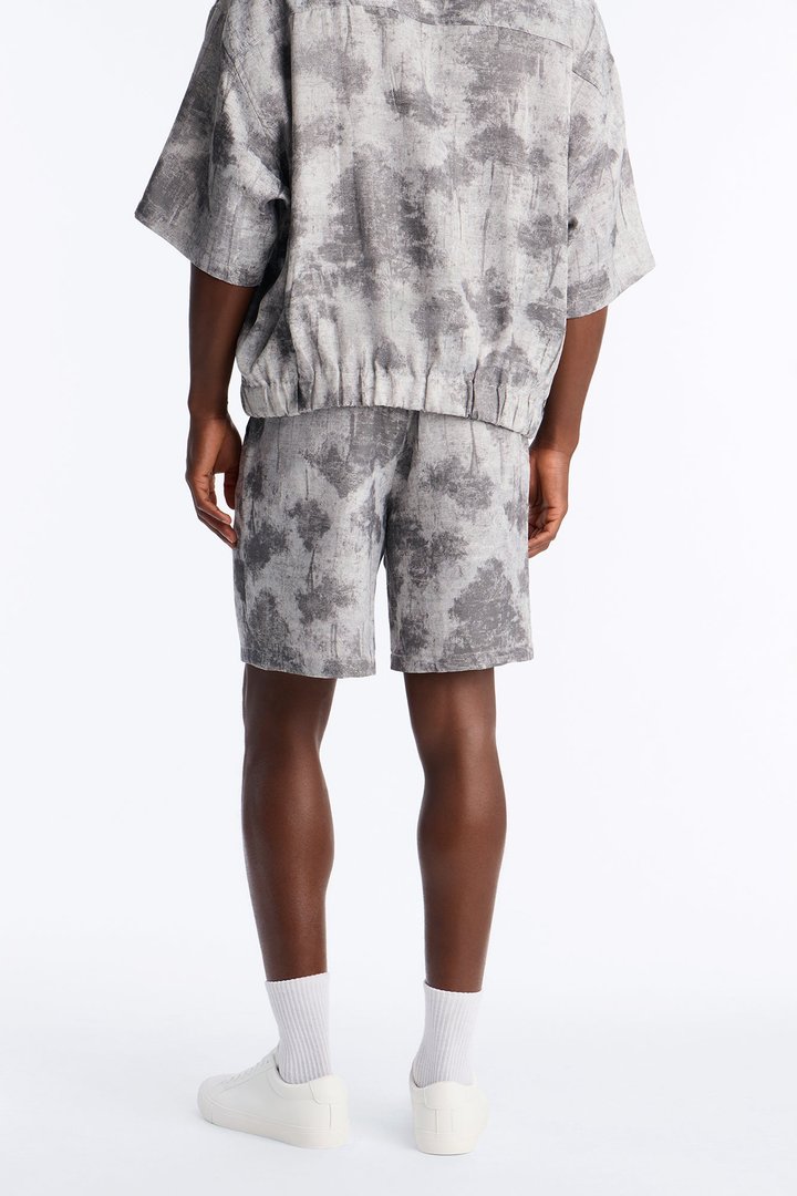 Shadow Grove Relaxed Short - Brown