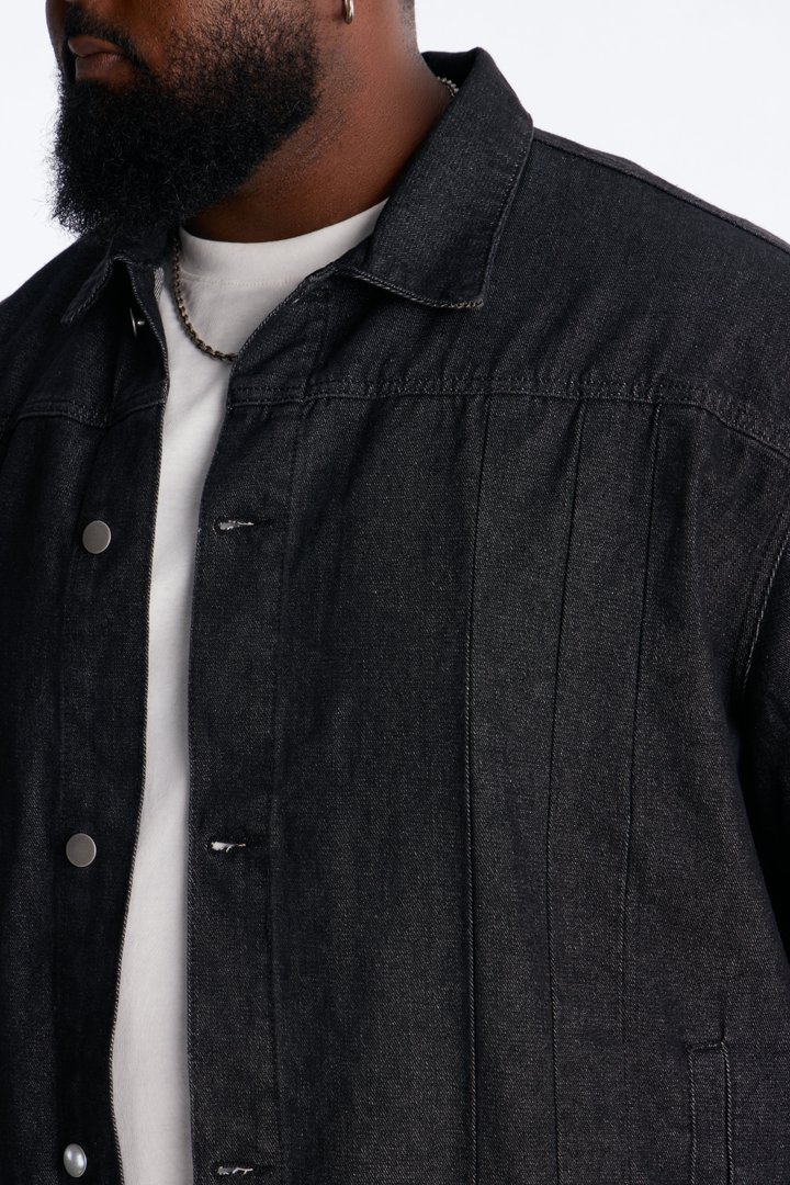 Linear Lock Denim Trucker Jacket - Black