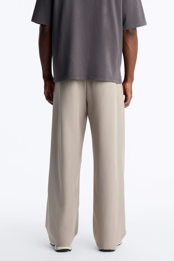 Cam Wide Leg Pleated Trouser - Light Grey