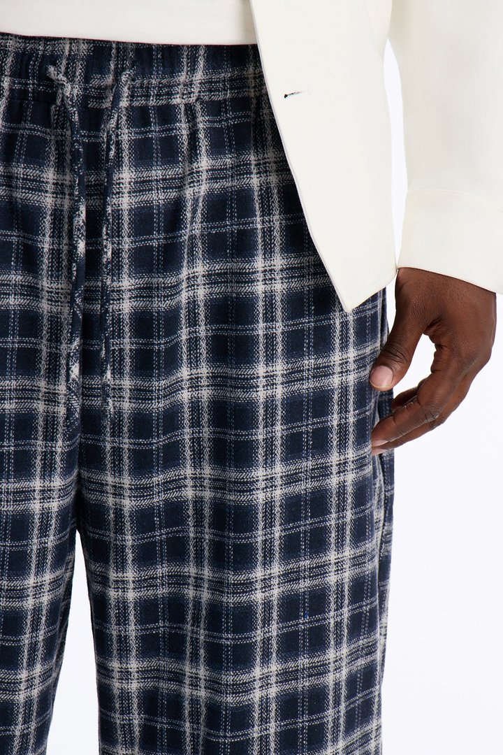 Lazy Plaid Baggy Pant - Navy/combo