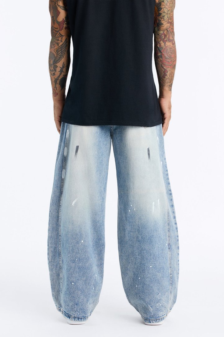 Gallery Distressed Baggy Jean - Medium Wash