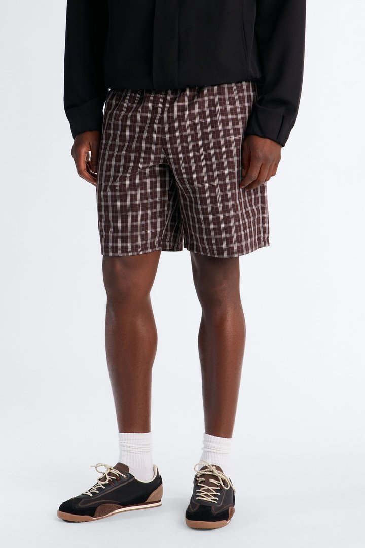 Matrix Relaxed Short - Brown