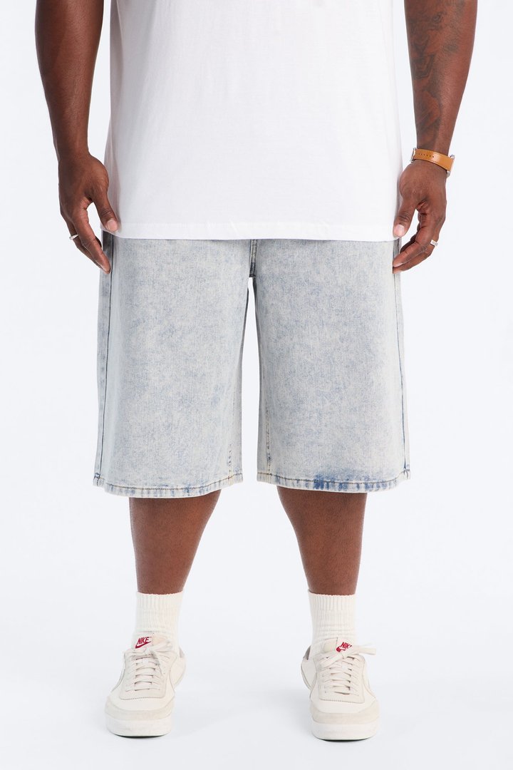 Miracle Wash Baggy Denim Short - Light Wash