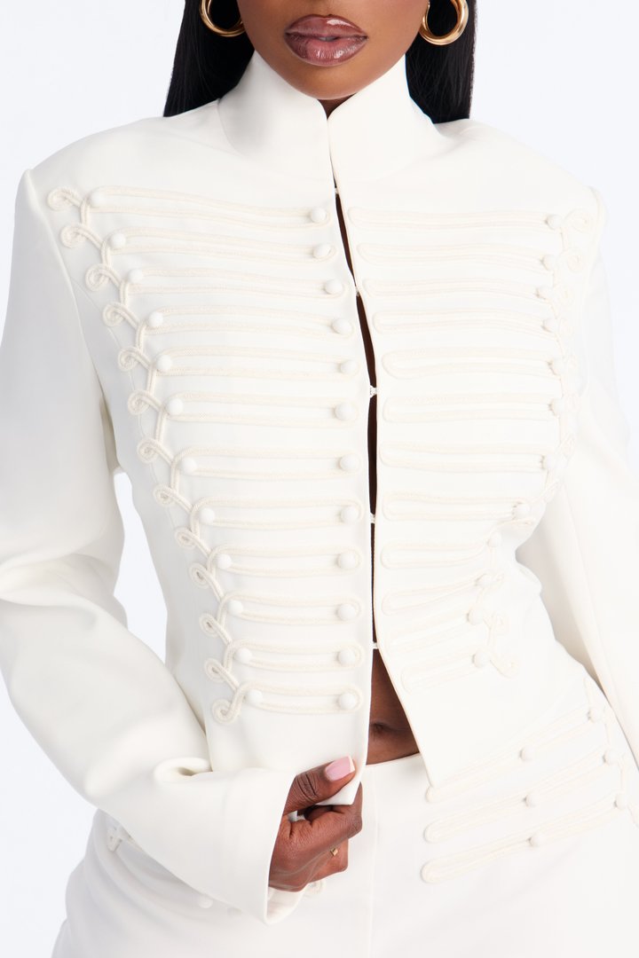 Commander in Chic Cropped Fitted Blazer - White