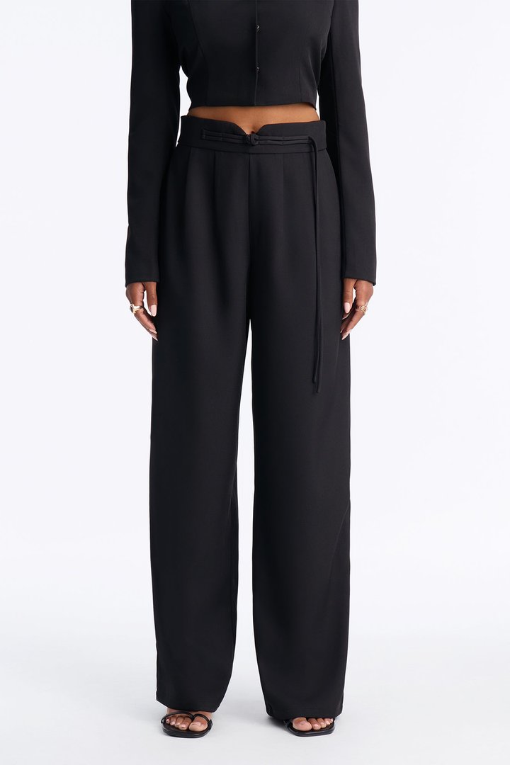Sadie High Rise Frog Closure Pleated Trouser - Black