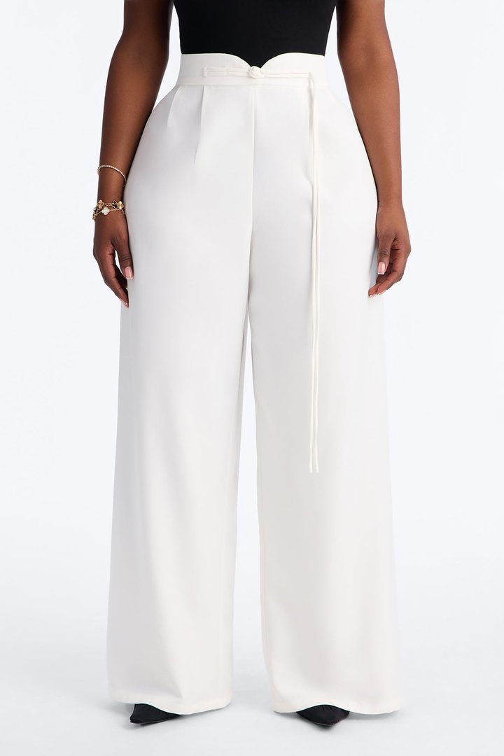 Sadie High Rise Frog Closure Pleated Trouser - Ivory