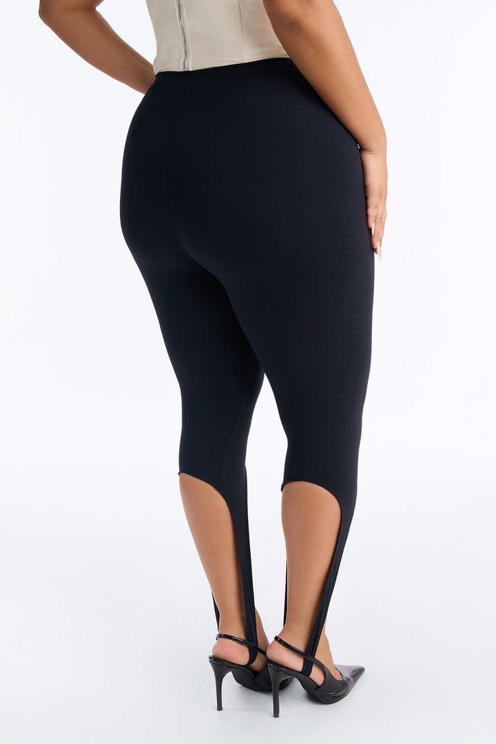 Always Tea Exaggerated Stirrup Leggings - Black