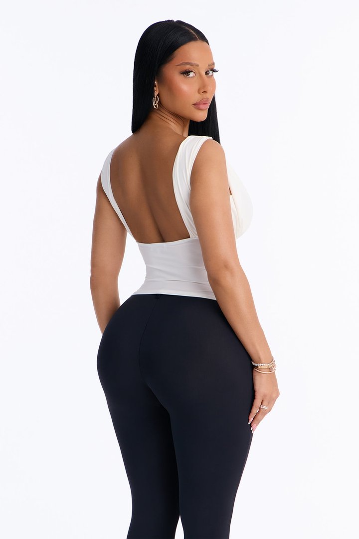 Layla Ruched Boat Neck Sleeveless Top - Ivory