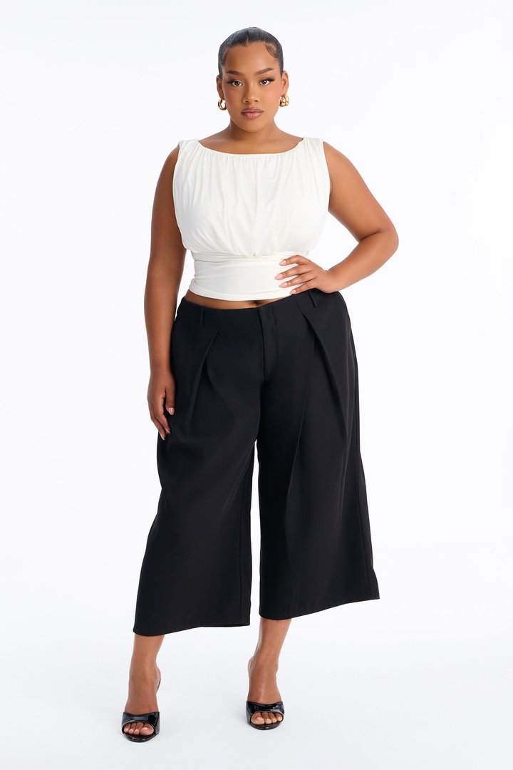 Layla Ruched Boat Neck Sleeveless Top - Ivory