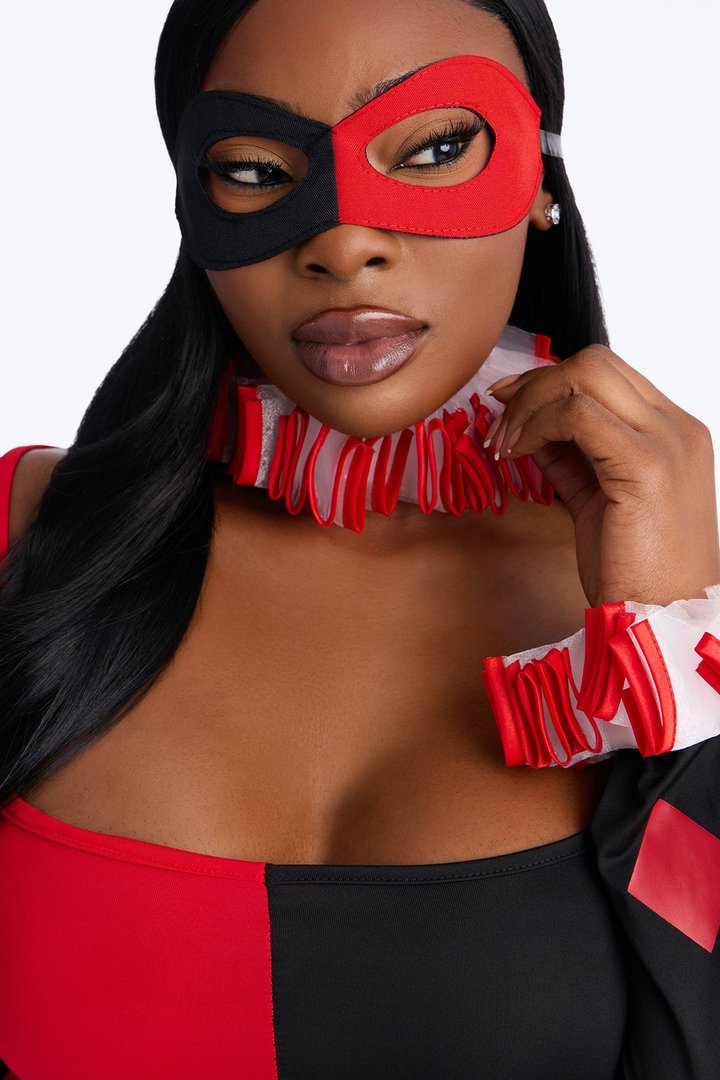 Comic Queen 4 Piece Costume Set - Red/combo