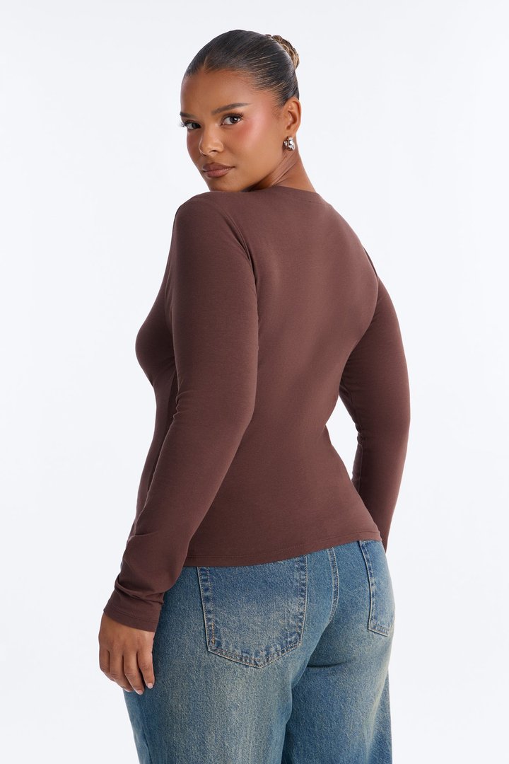 Elise Round Neck Long Sleeve Top - Mocha