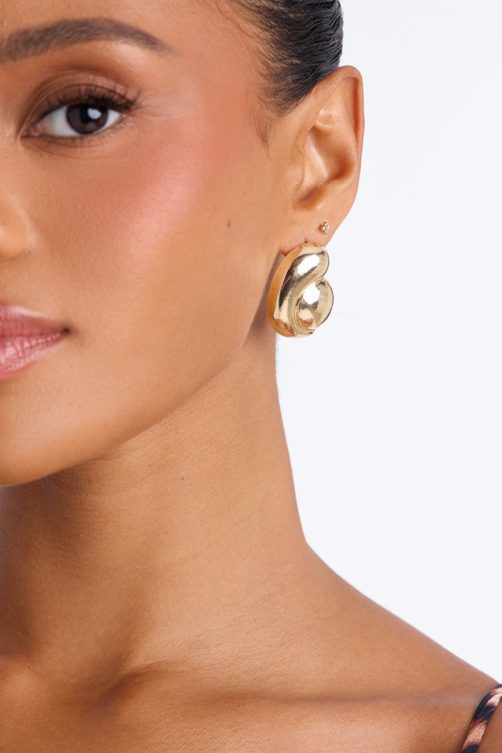 Always On My Mind Stud Earrings - Gold