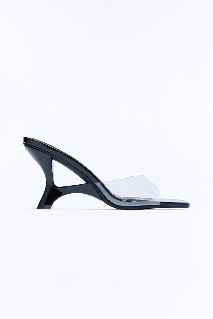 Aliyah Novelty Heels - Black