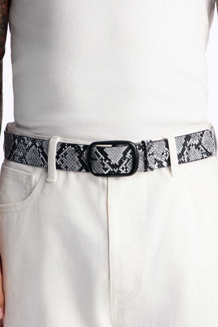 Snake Embossed Faux Leather Buckle Belt - Black/combo