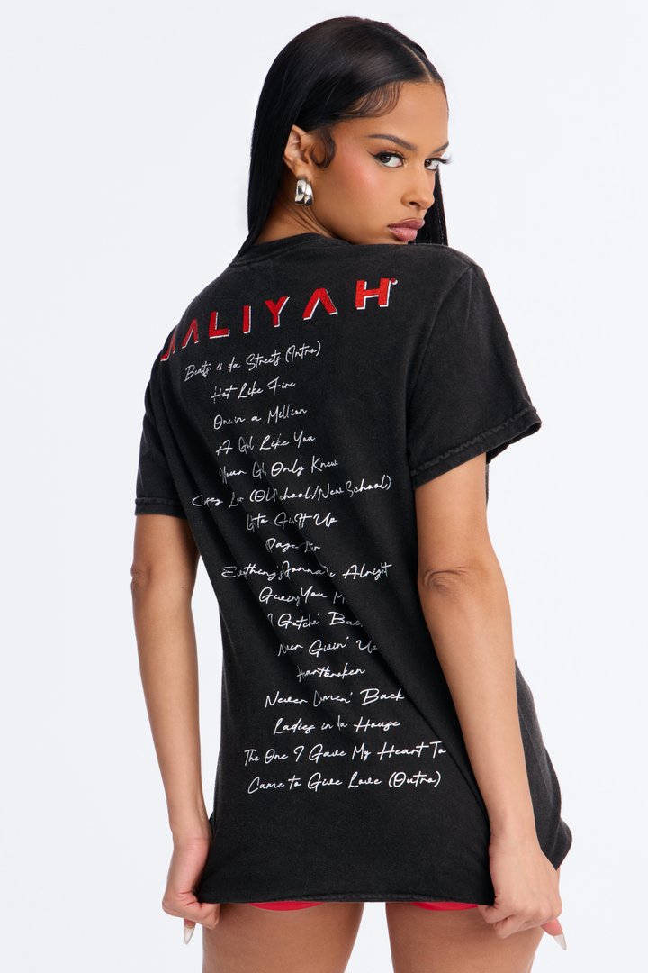 Aaliyah On Tour T-Shirt - Black