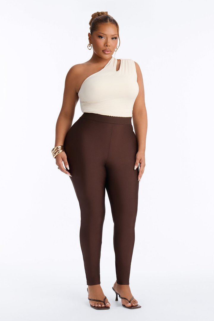 Kylie Scalloped Trim Tricot Leggings - Chocolate