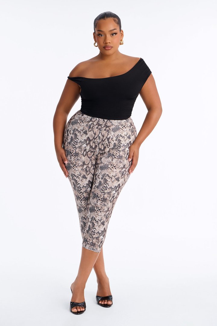 Slick Moves High Rise Snakeskin Capri Leggings - Brown Combo