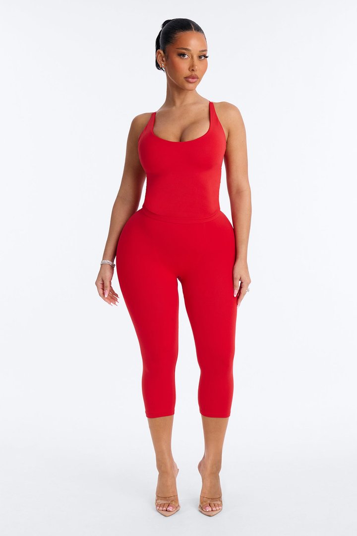 Seamless Smooth Double Lined Scoop Neck Cami Top - DarkRed