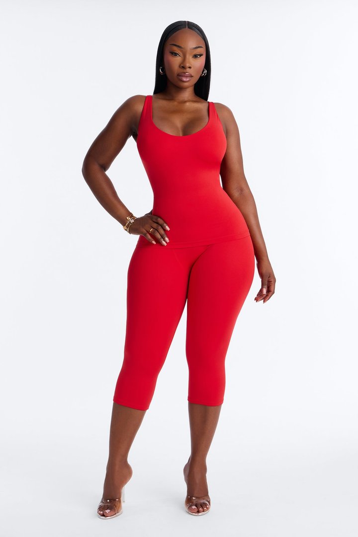 Seamless Smooth Double Lined Scoop Neck Cami Top - DarkRed