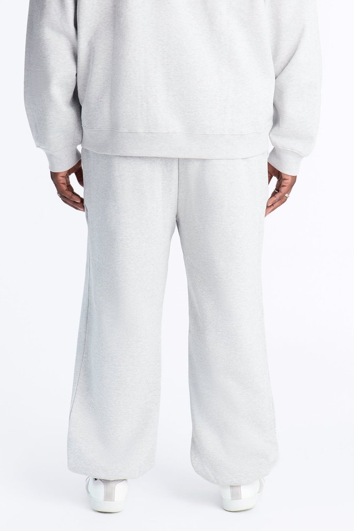 Logan Jogger Fleece Sweatpant - Heather Grey