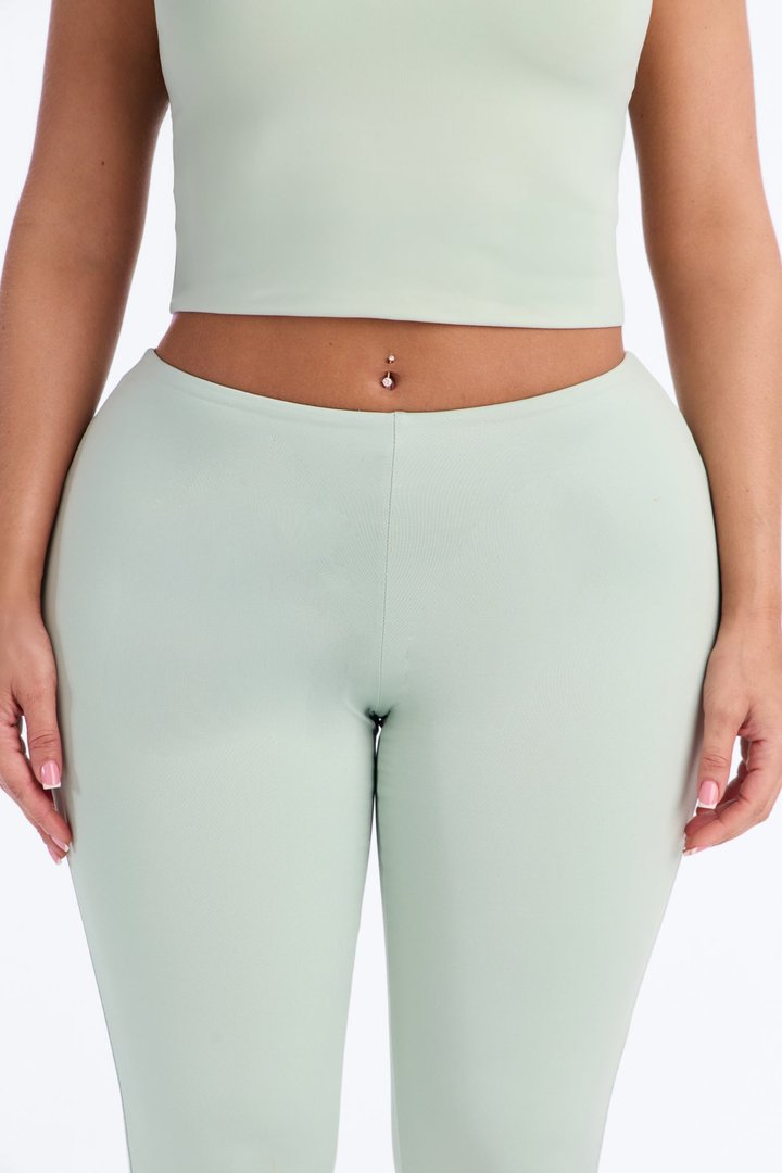 Contour Double Lined Capri Pant - Mint