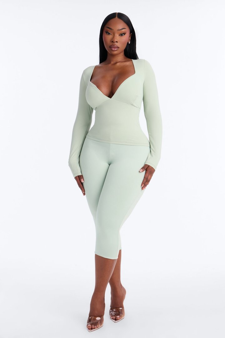 Contour Double Lined Capri Pant - Mint
