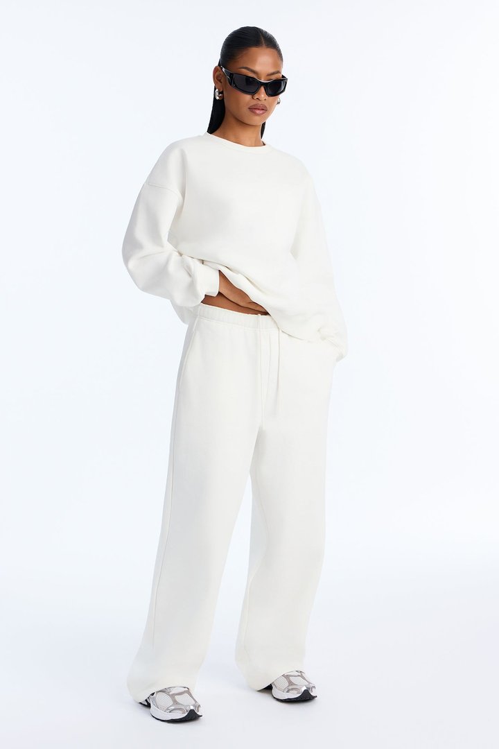 Libby Crew Neck Fleece Sweatshirt - White
