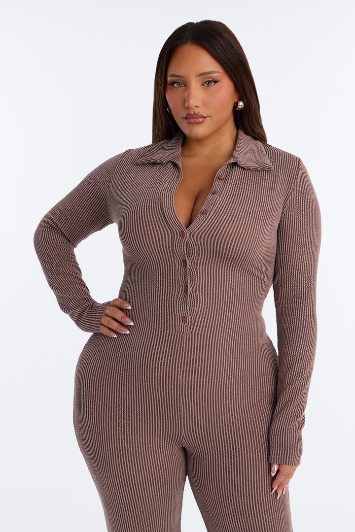 Noelia Ribbed Long Sleeve Jumpsuit - Chocolate