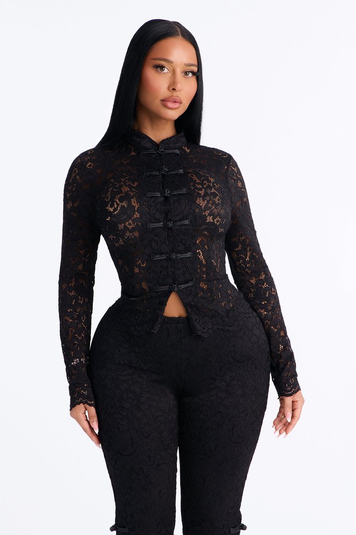Le Fleur Lace Long Sleeve Capri Set - Black