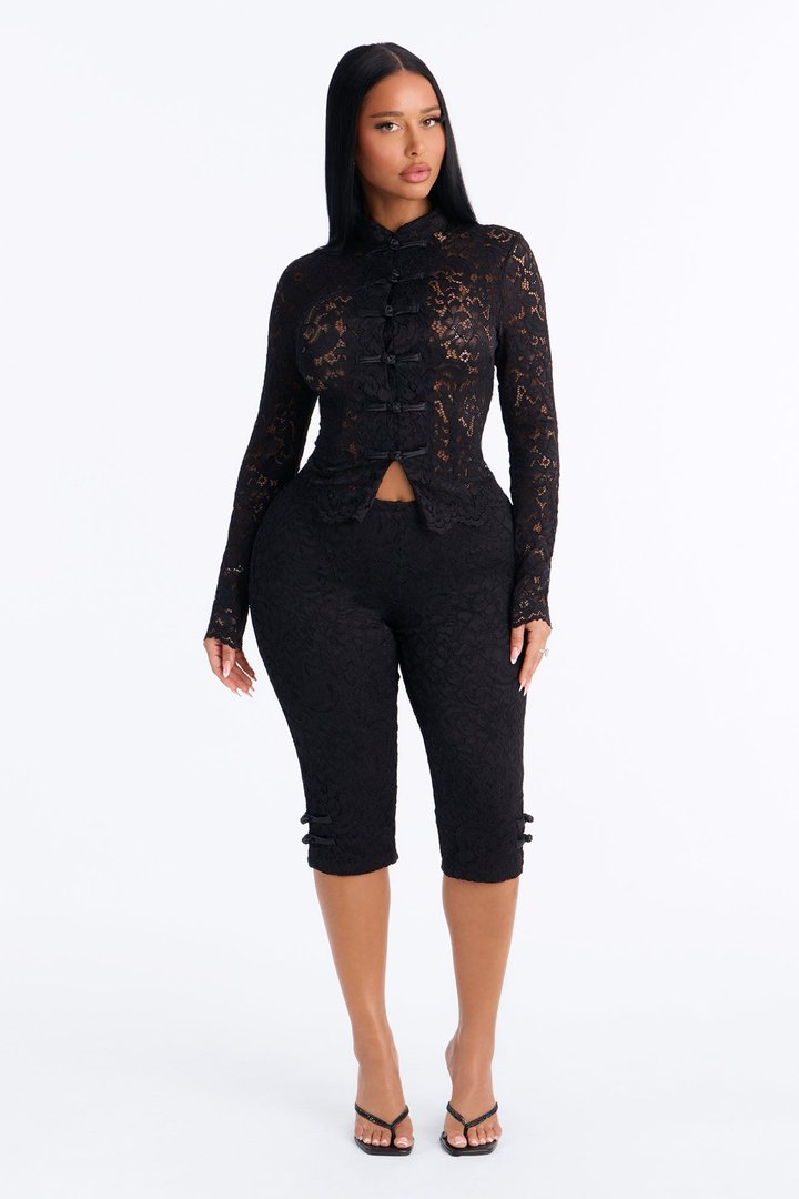 Le Fleur Lace Long Sleeve Capri Set - Black