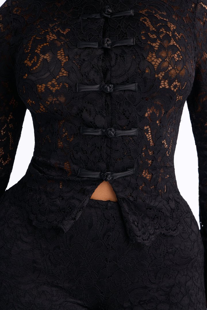 Le Fleur Lace Long Sleeve Capri Set - Black