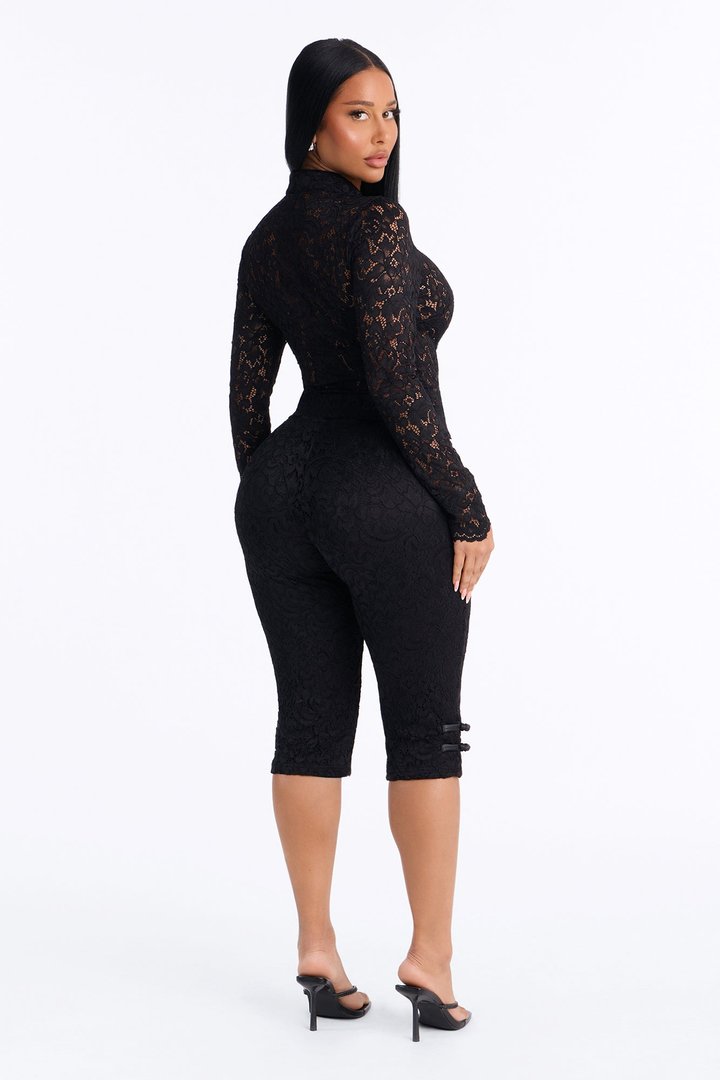 Le Fleur Lace Long Sleeve Capri Set - Black