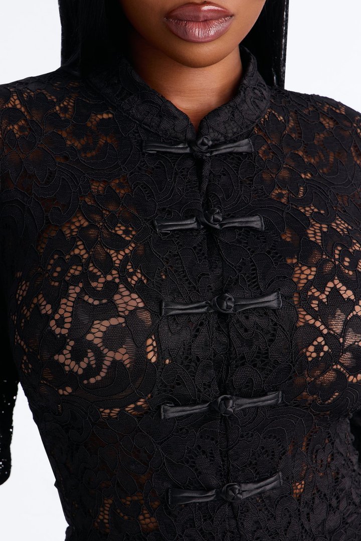 Le Fleur Lace Long Sleeve Capri Set - Black