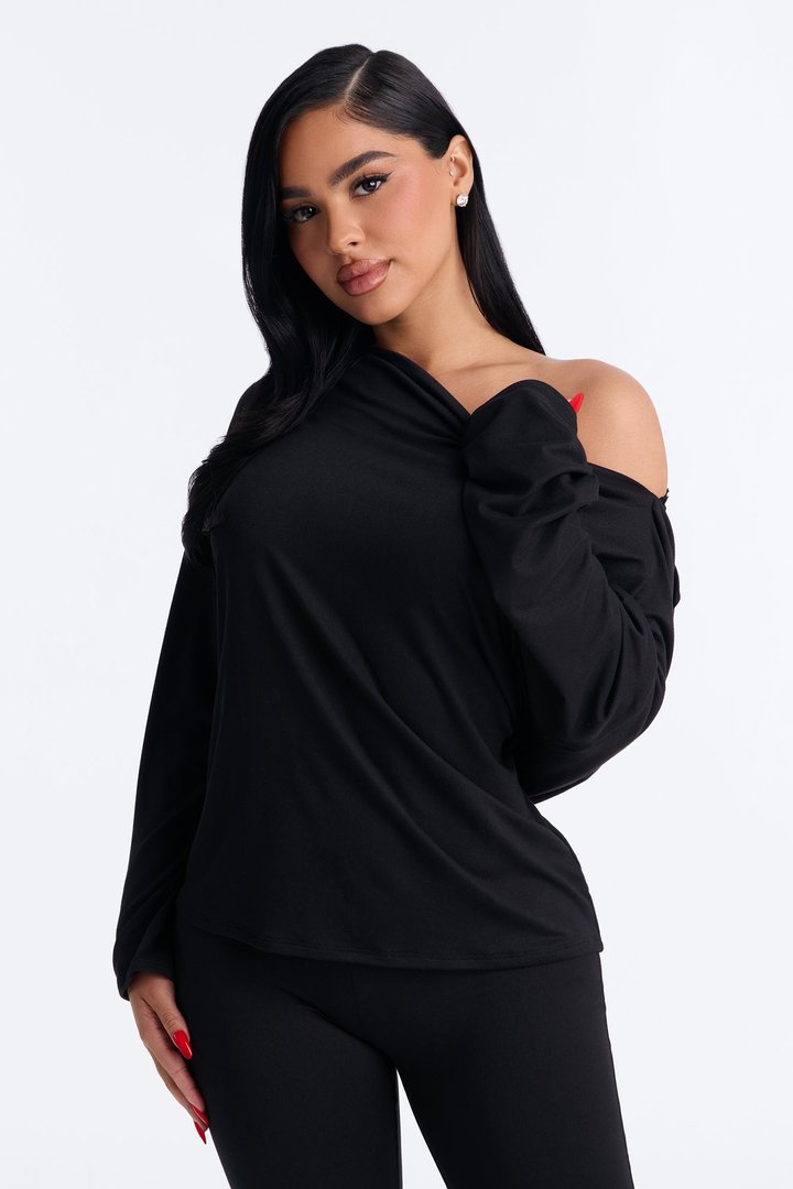 Adrianna Draped Laced Back Capri Set - Black