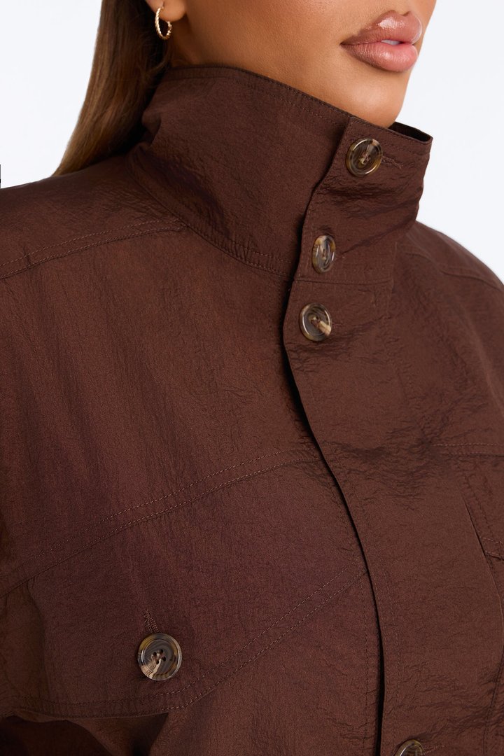 Pretty Chill Funnel Neck Windbreaker - Chocolate