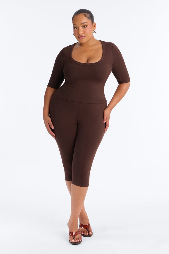 Quinn Low Rise Capri Legging - Chocolate
