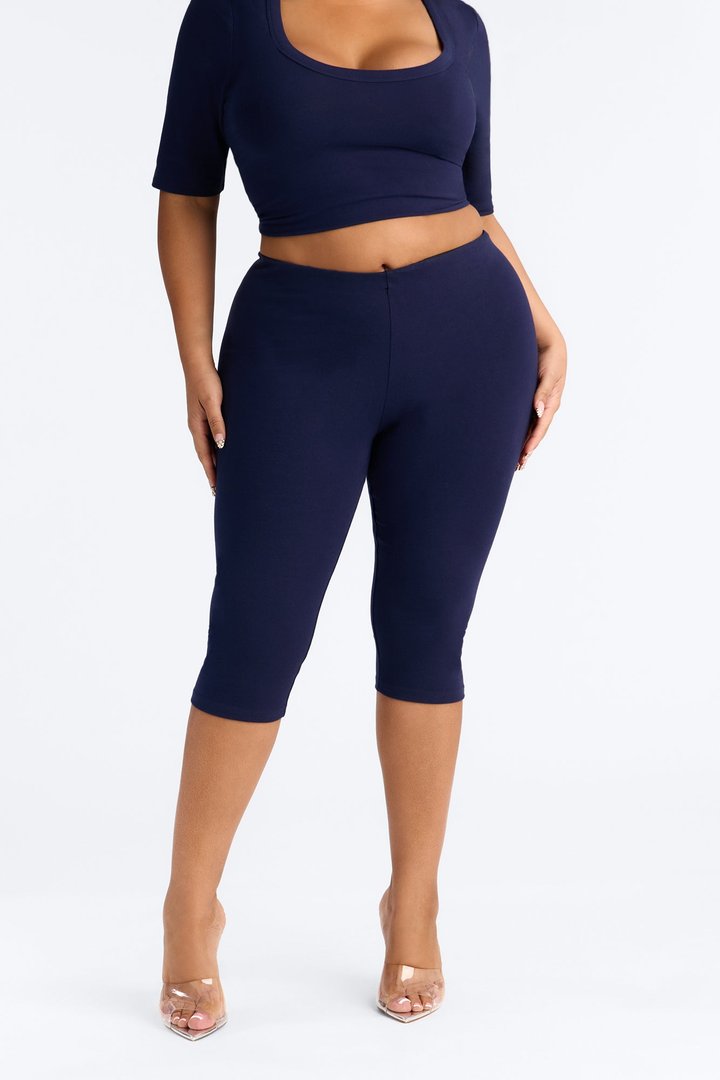 Quinn Low Rise Pedal Pusher Capri Legging - Navy