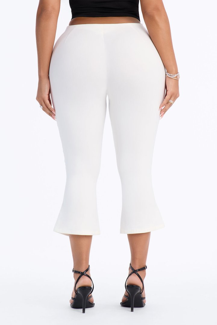 Lenora Capri Mid Rise Pant - White