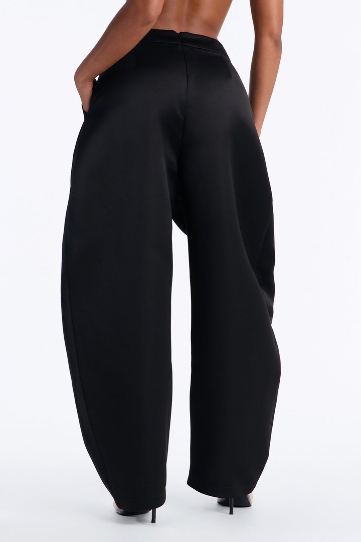 Ottilie High Rise Pleated Barrel Leg Pant - Black