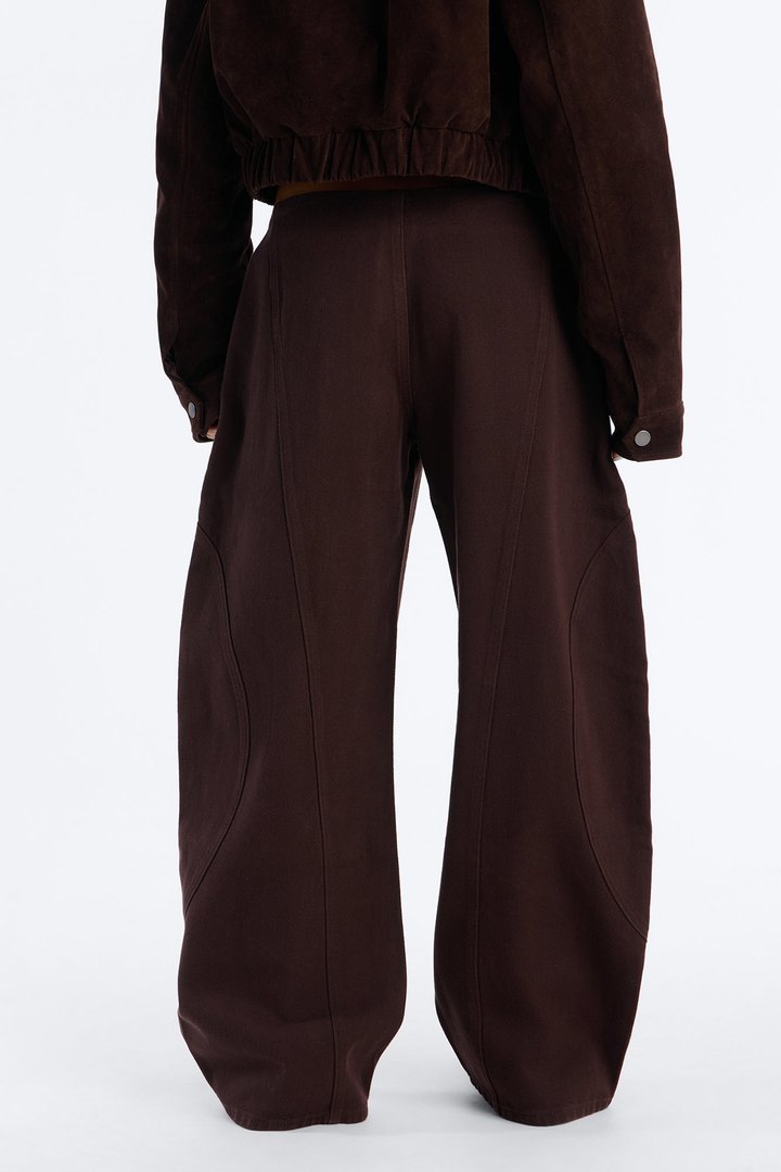 Maliah Low Rise Twill Barrel Leg Pants - Chocolate